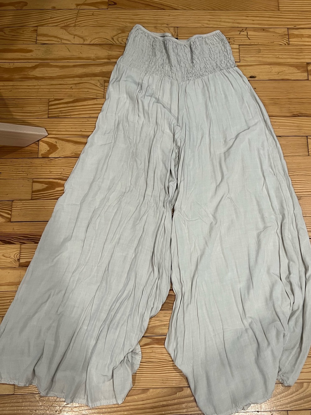 Lightweight Wide-Leg Smocked Waist Pants - light grey/tanish